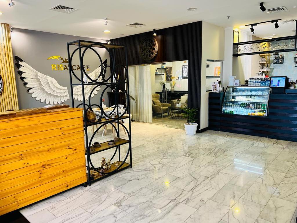 Golden Crown Hotel Alseeb Muscat Экстерьер фото